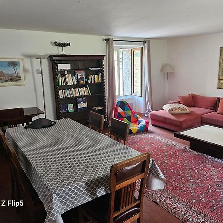 La grande maison dans la prairie Caille Extérieur photo